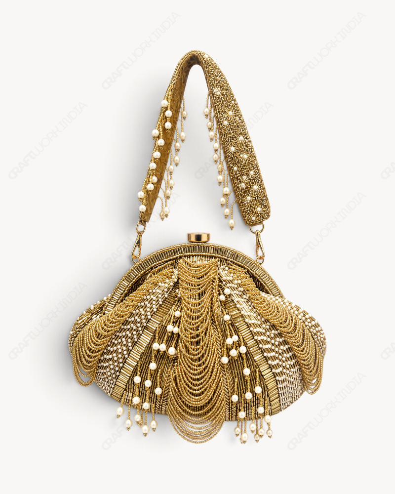 Beaded bag 14